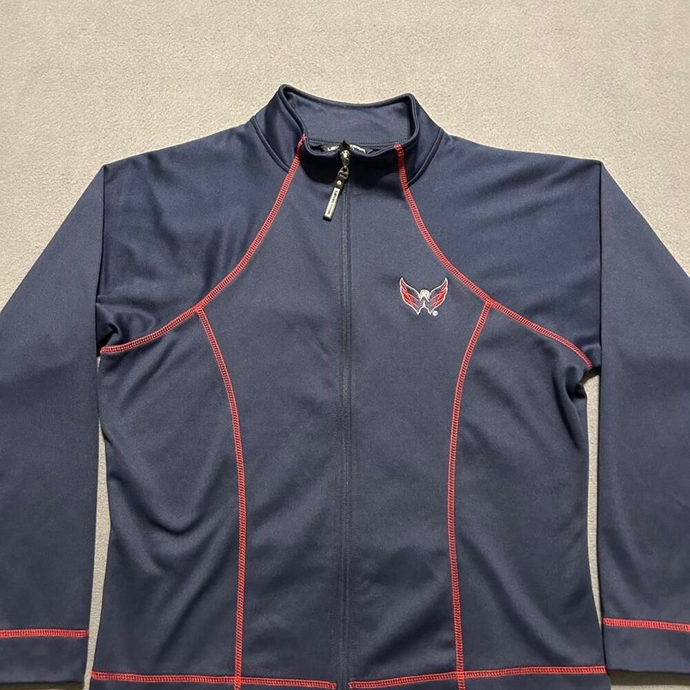 Levelwear Women's Navy and Blue Jacket
